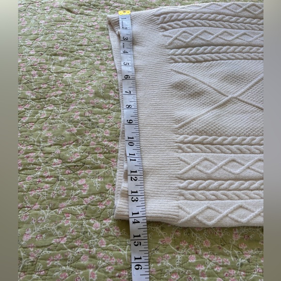 Cyrus Cream Cable Knit Sweater Ivory Size M Academy Preppy - Picture 5 of 15